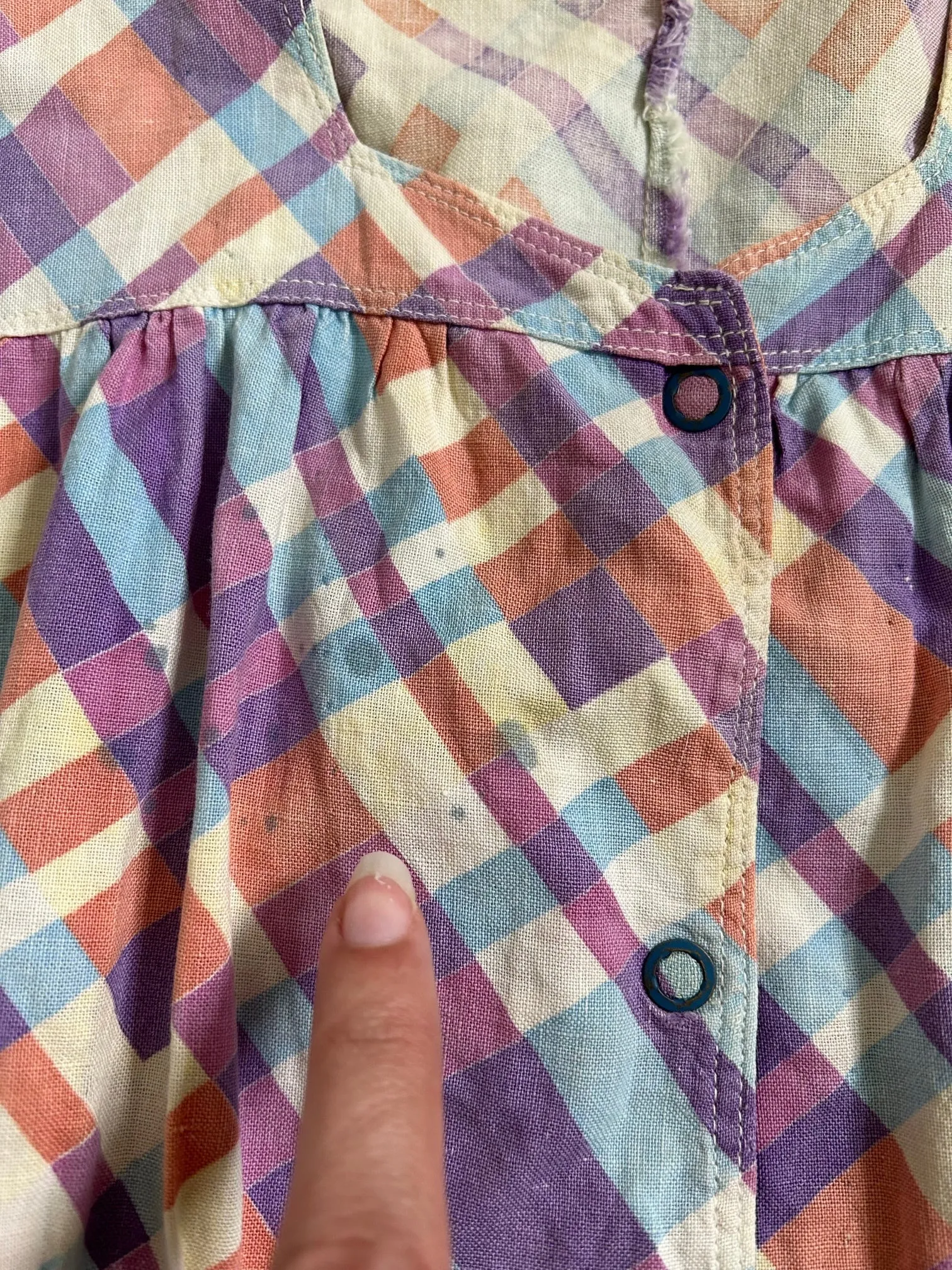 1930s 1940s top . vintage cotton feedsack top . size s to m