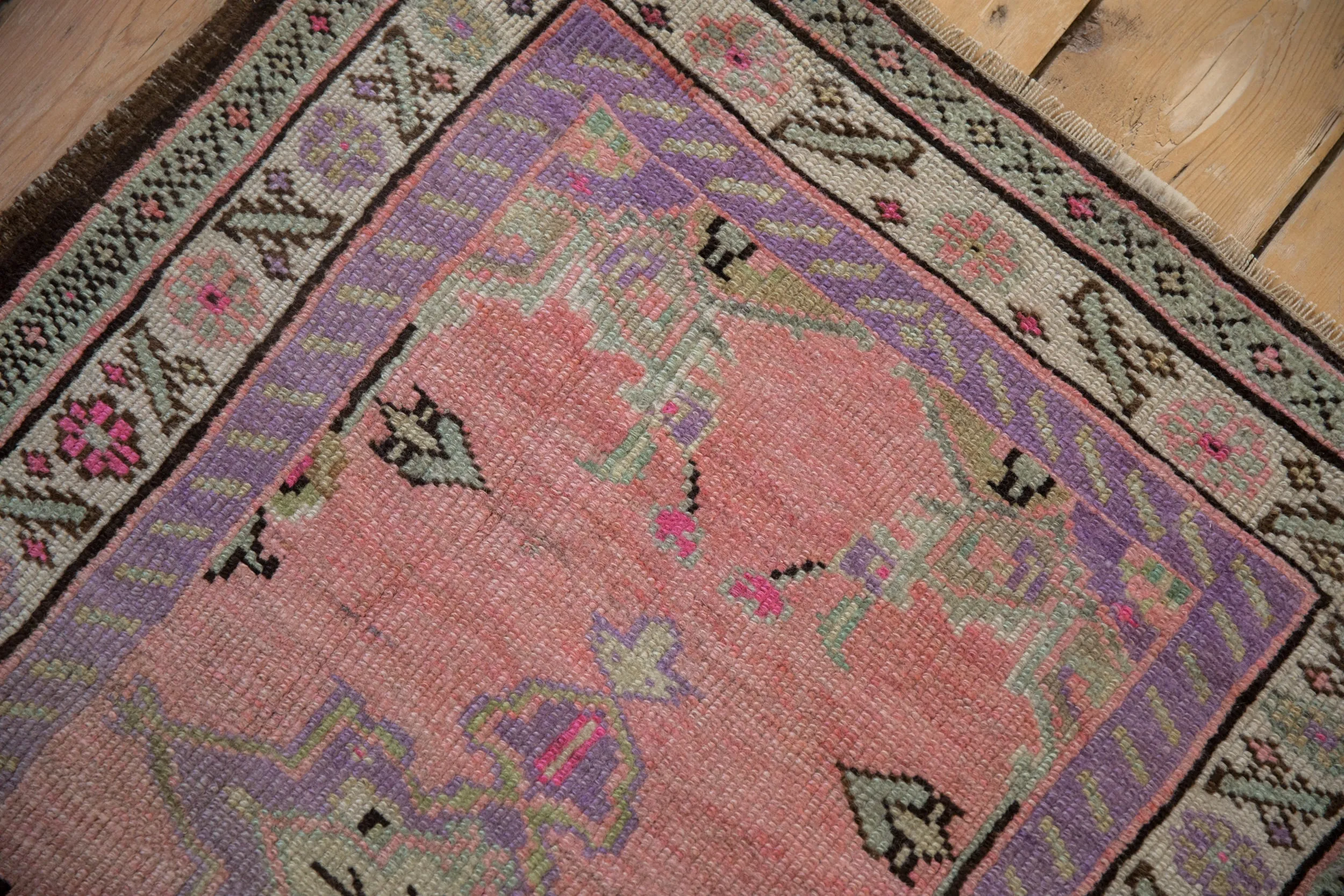 2.5x3.5 Vintage Distressed Oushak Rug