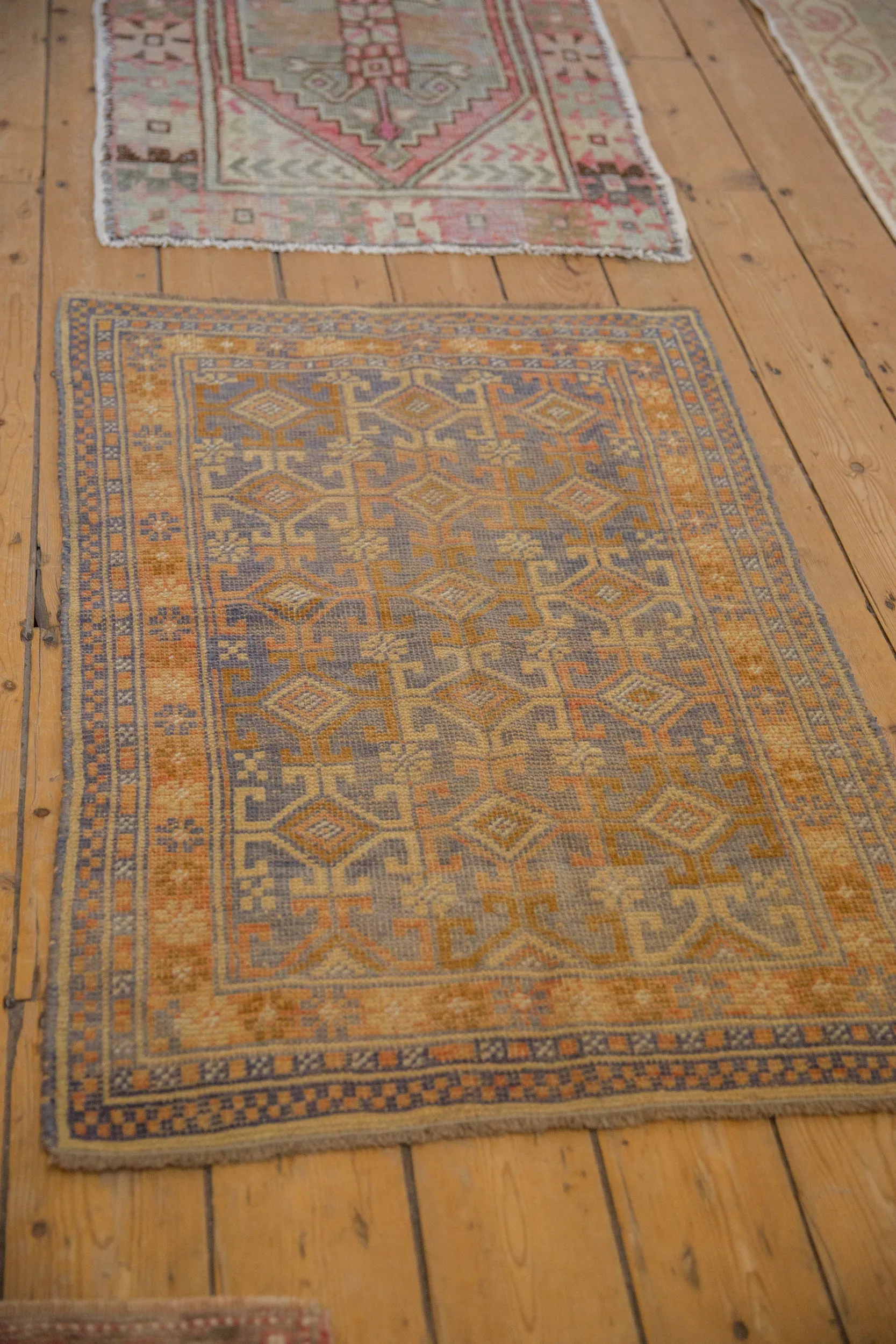 2.5x4 Vintage Distressed Anatolian Rug