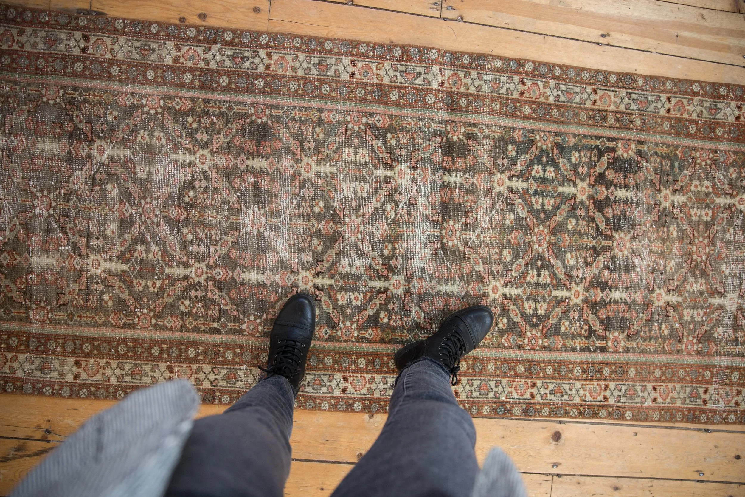 3x16.5 Vintage Distressed Mahal Rug Runner