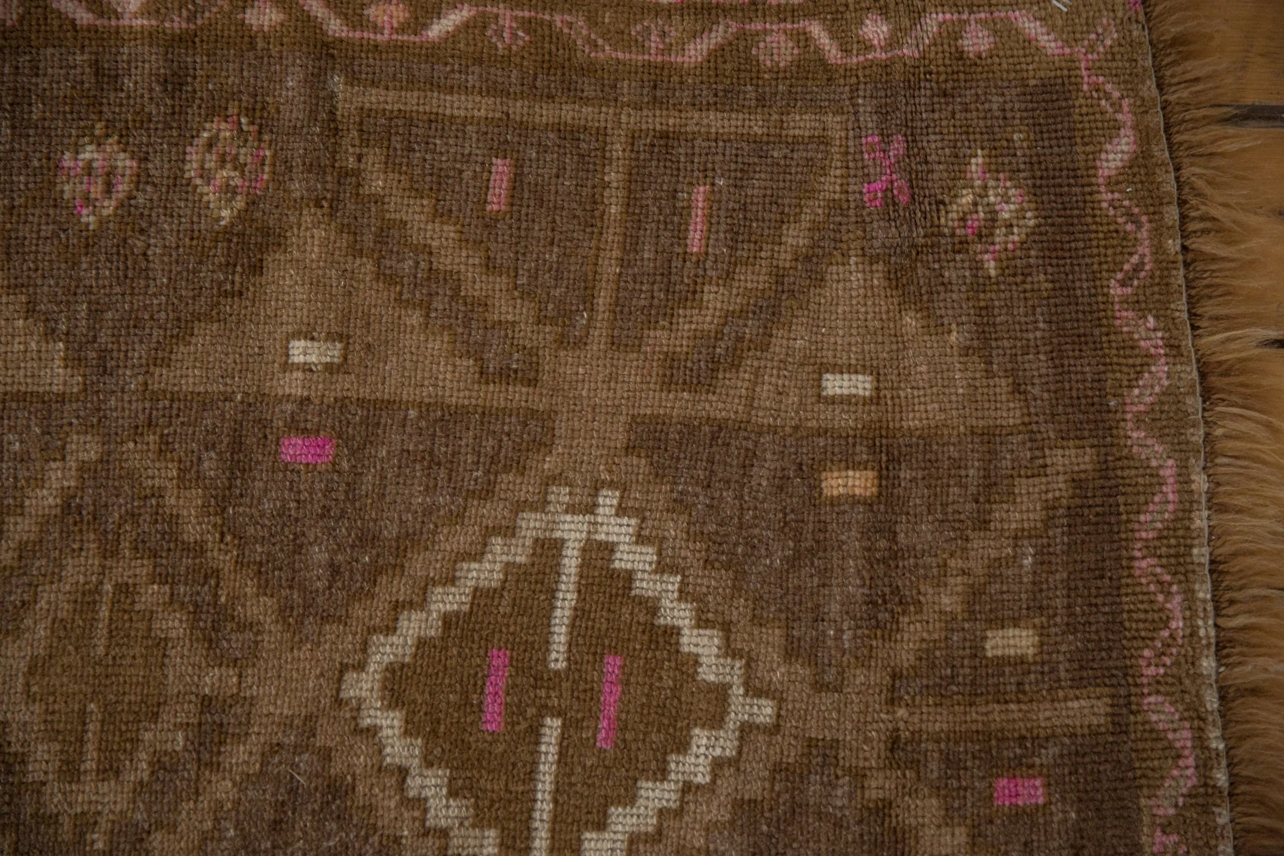 3x3.5 Vintage Distressed Kars Square Rug
