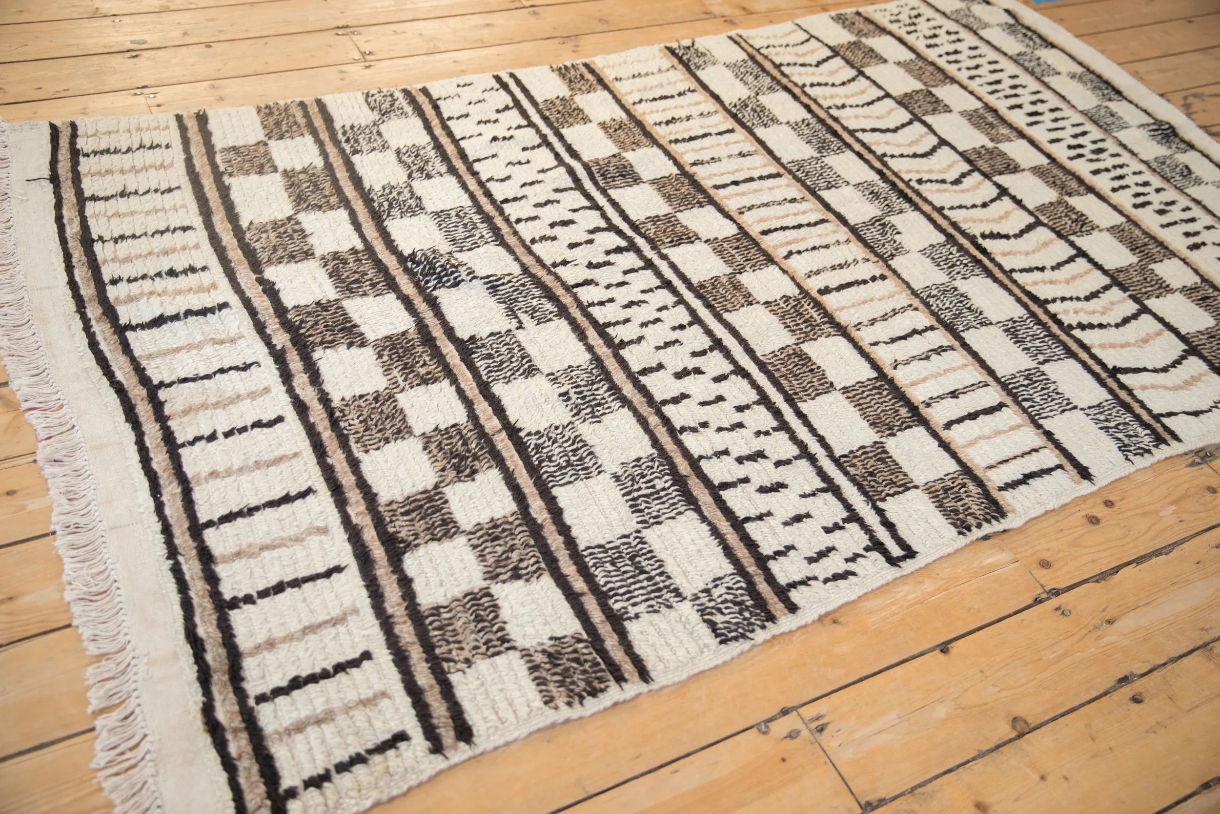 5x8 Vintage Moroccan Carpet