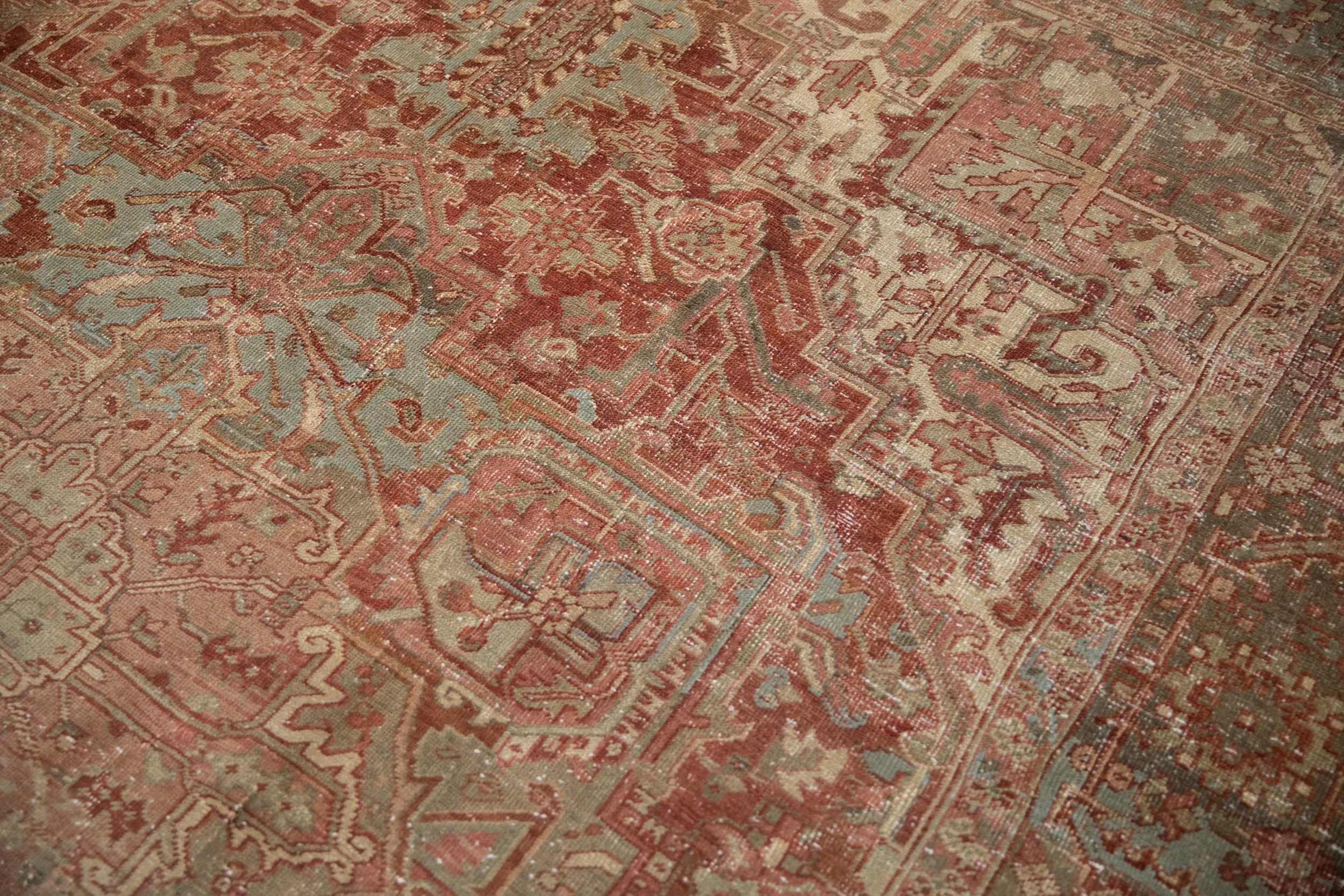 8x11.5 Vintage Distressed Heriz Carpet