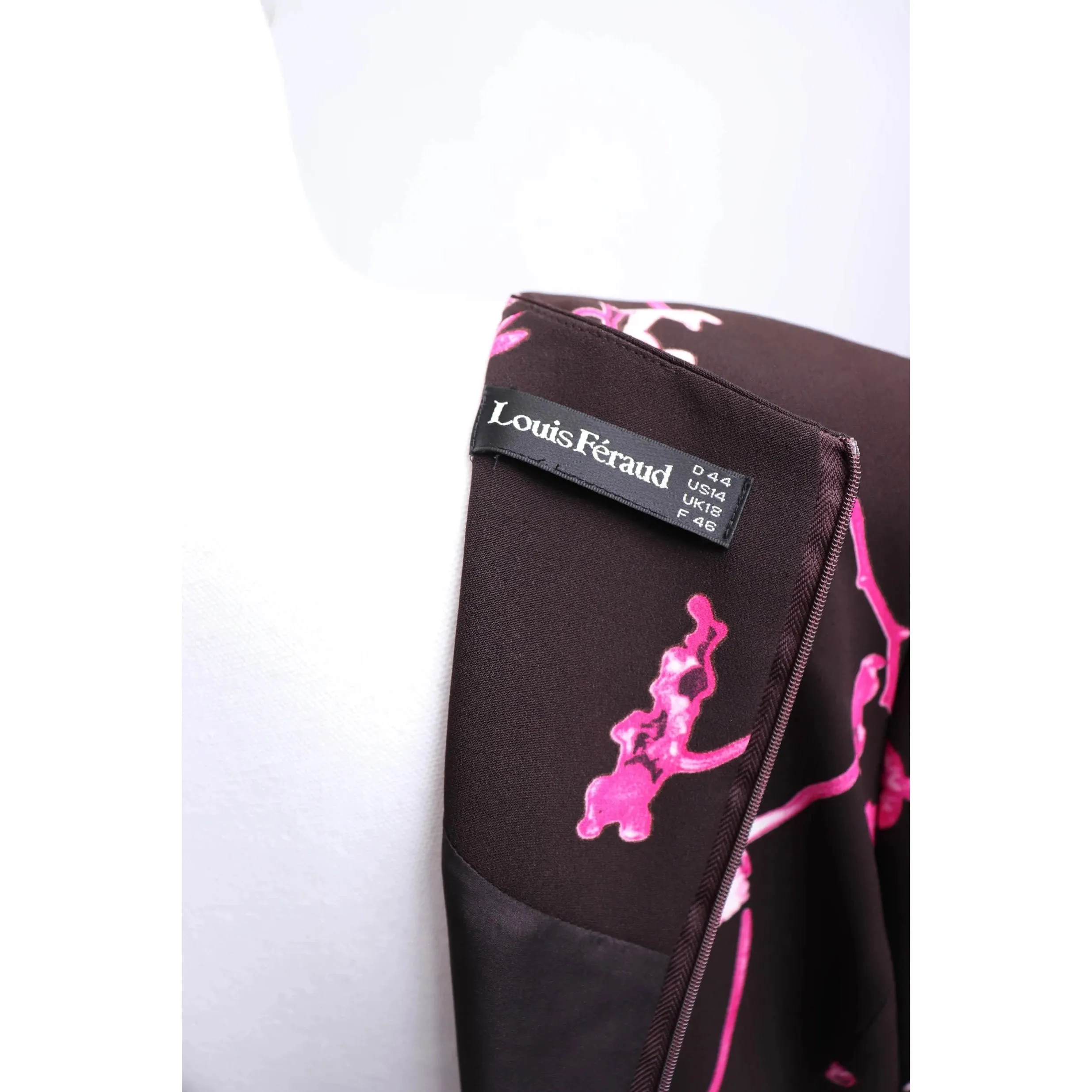 90's Louis Feraud Black and Pink Crepe Floral Dress | Size L