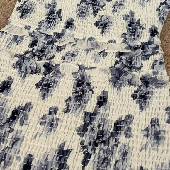 Abercrombie &amp; Fitch Best Dressed Guest Smocked Mini Dress Blue Floral Size Small