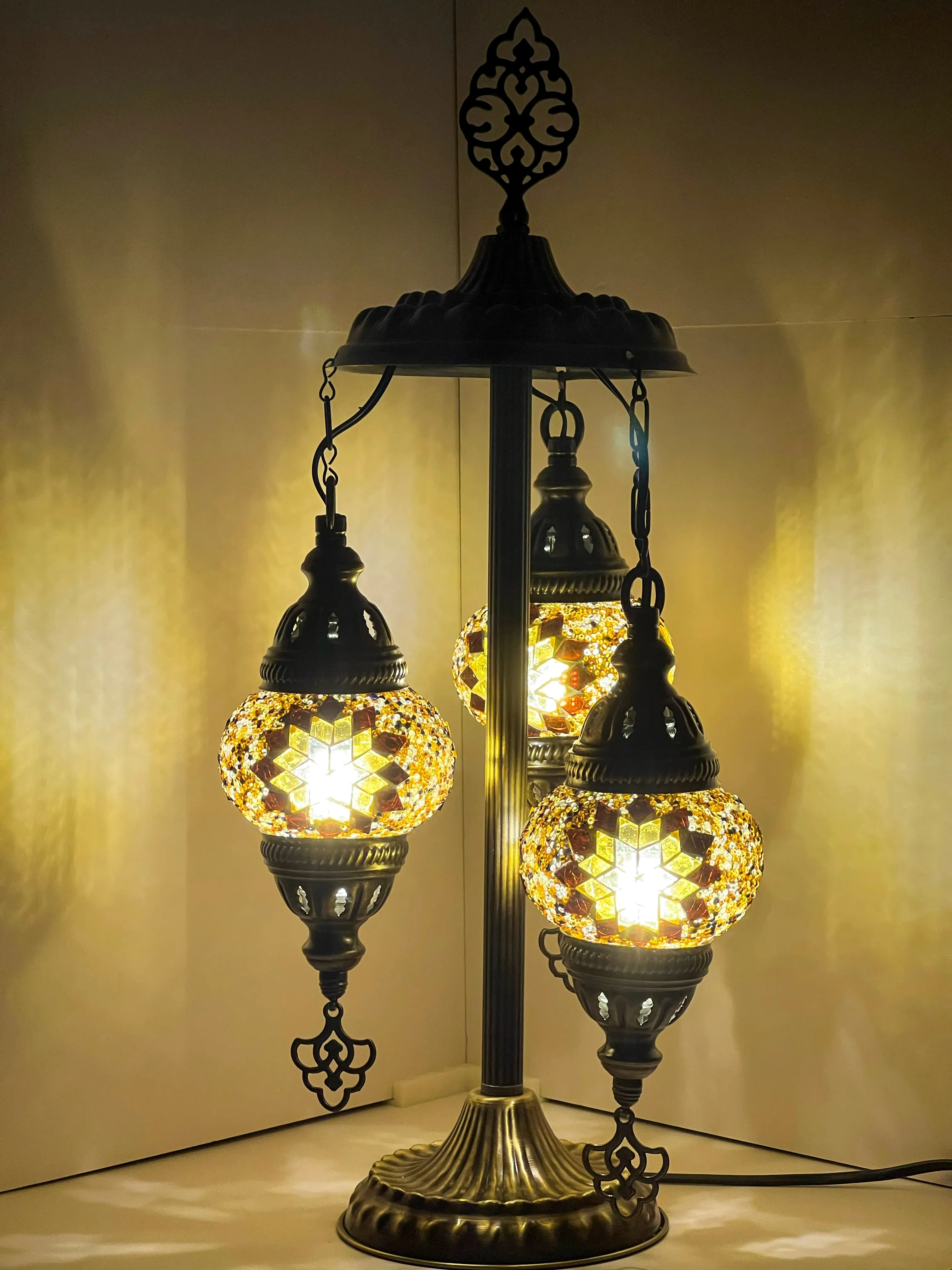 Amphitrite Boho Handcrafted 3 Tiered Mosaic Table Lamp