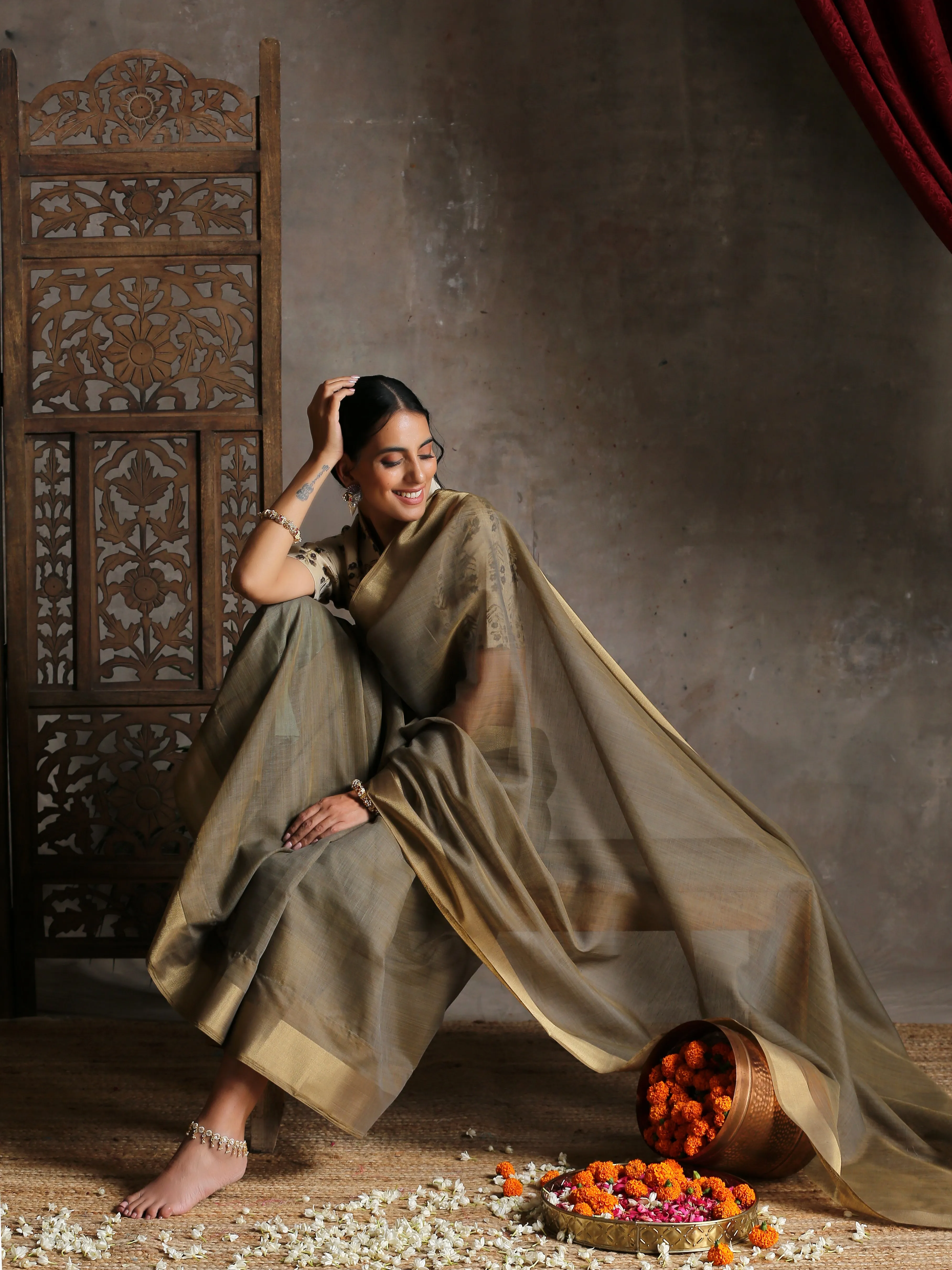 Ash Grey Dual Shade Cotton Saree with Border and Tassels
