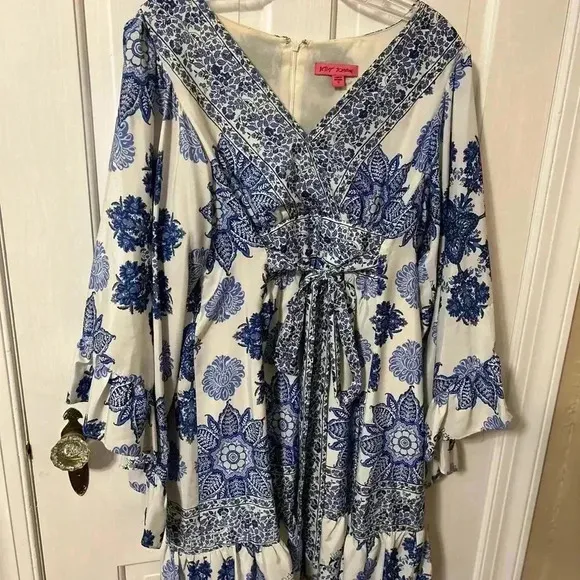 Betsy Johnson White/ Blue Floral Boho Kimona Longsleeve Ruffled Dress