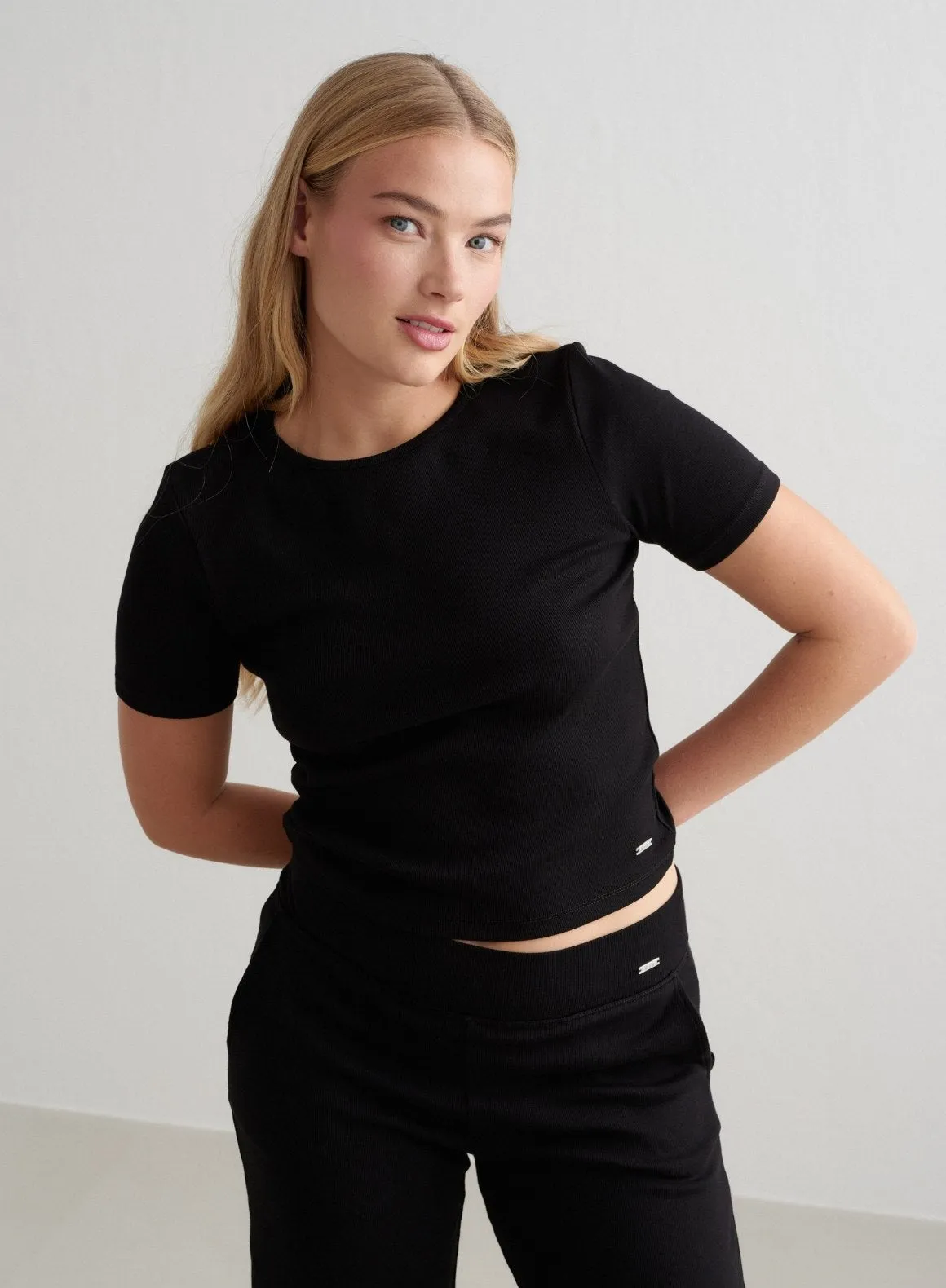 Black Ease Ribbed Short Sleeve