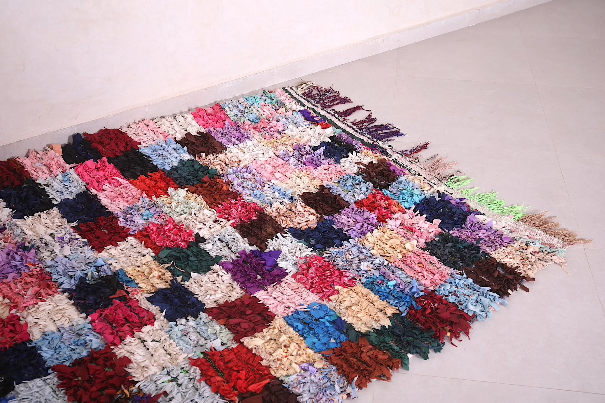 Boucherouite Checkered Rug 5 x 7.9 Feet - Vibrant Moroccan Decor