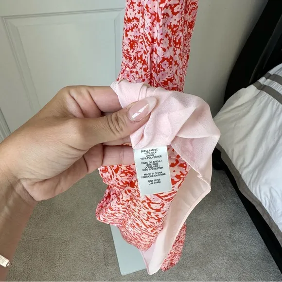 Diane Von Furstenberg 100% Silk Jersey Mindy Wrap Dress