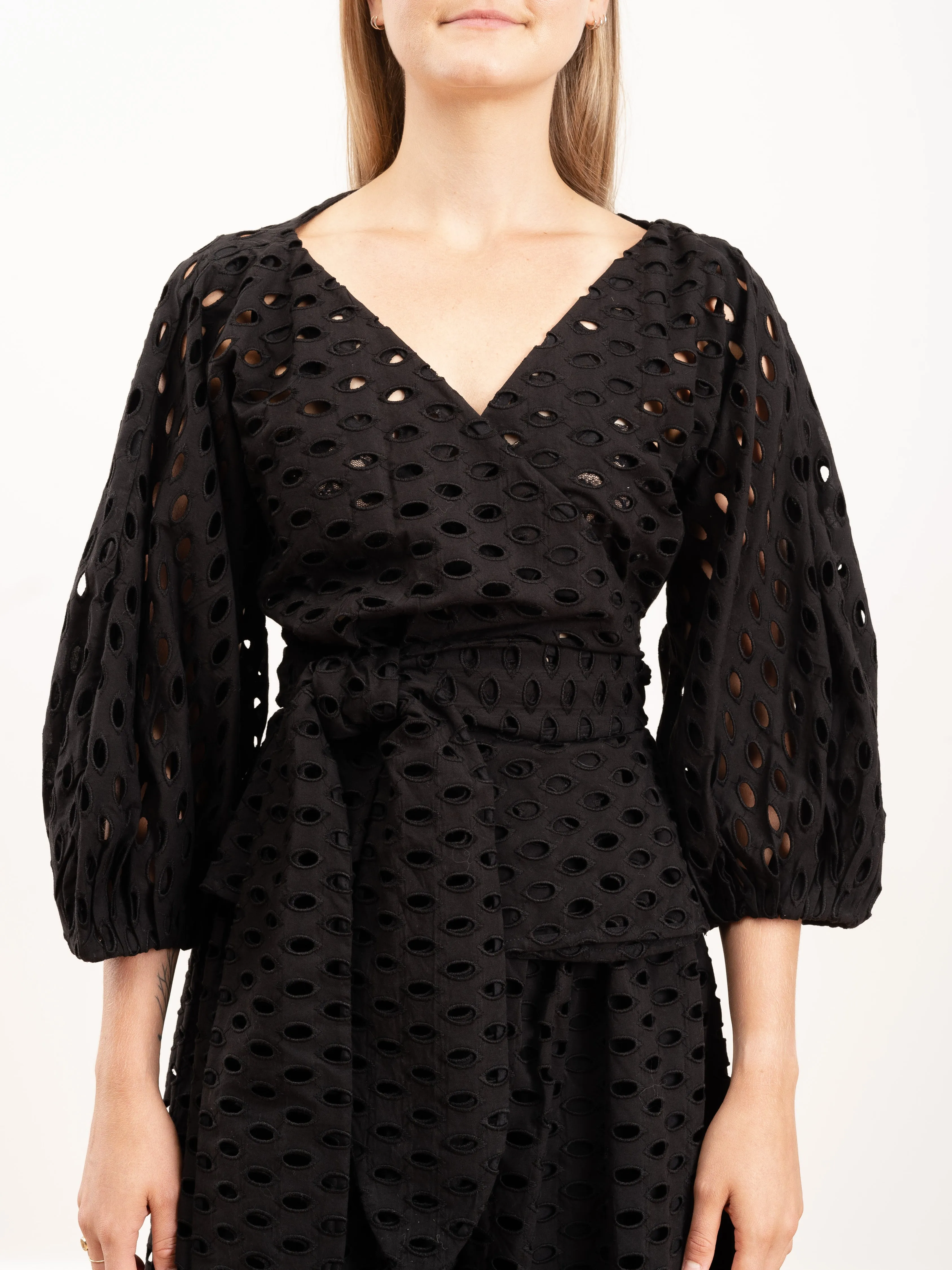eyelet wrap top