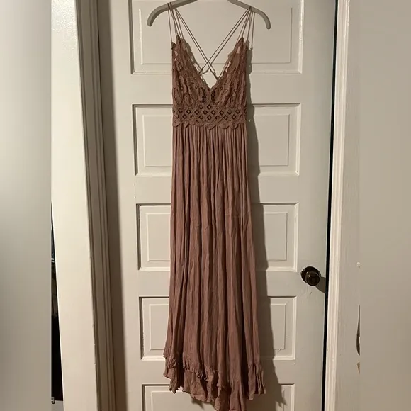 Free People Adella Maxi Dress - Mauve Pink - Size Medium