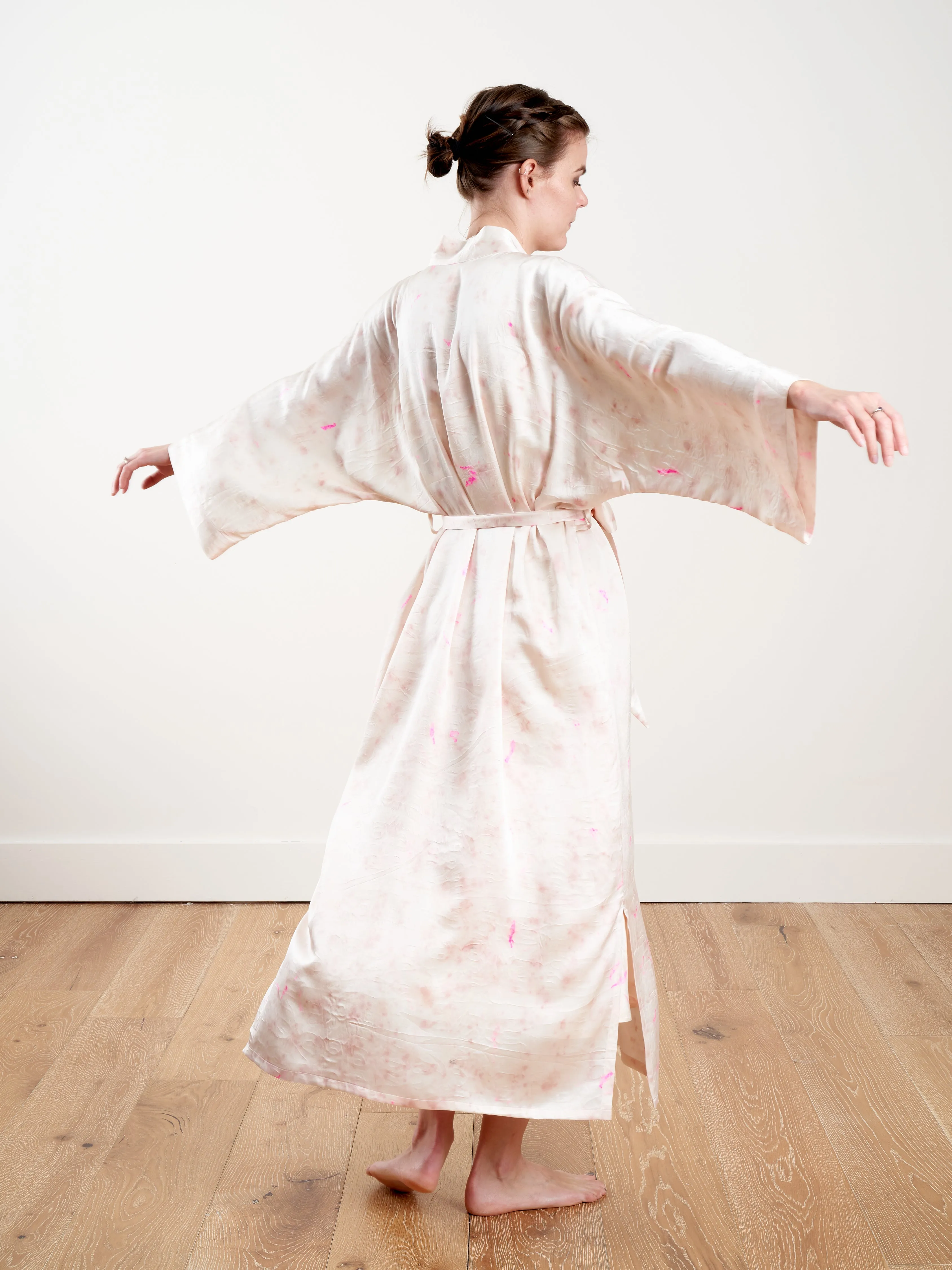 full kimono - carnation daisy