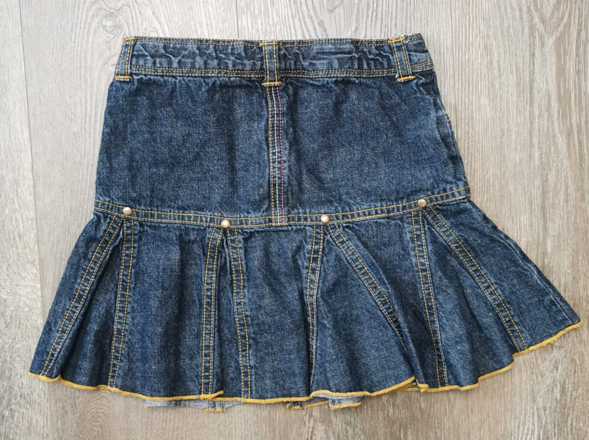 GIRL SIZE 4 YEARS - GENEVIEVE LAMERRE, Ruffled Denim Skirt EUC B51