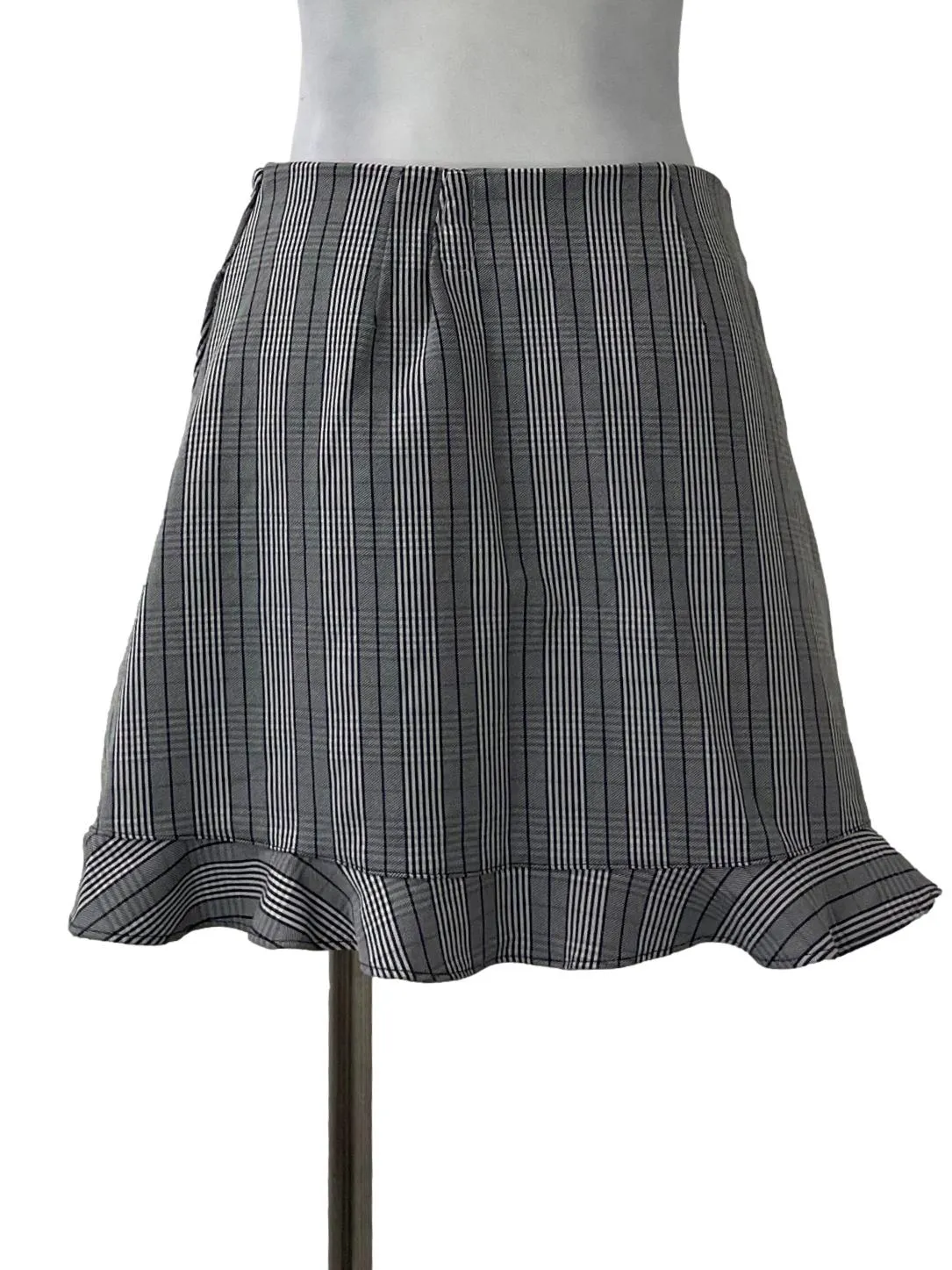 Grey Checkered Flutter Skirt