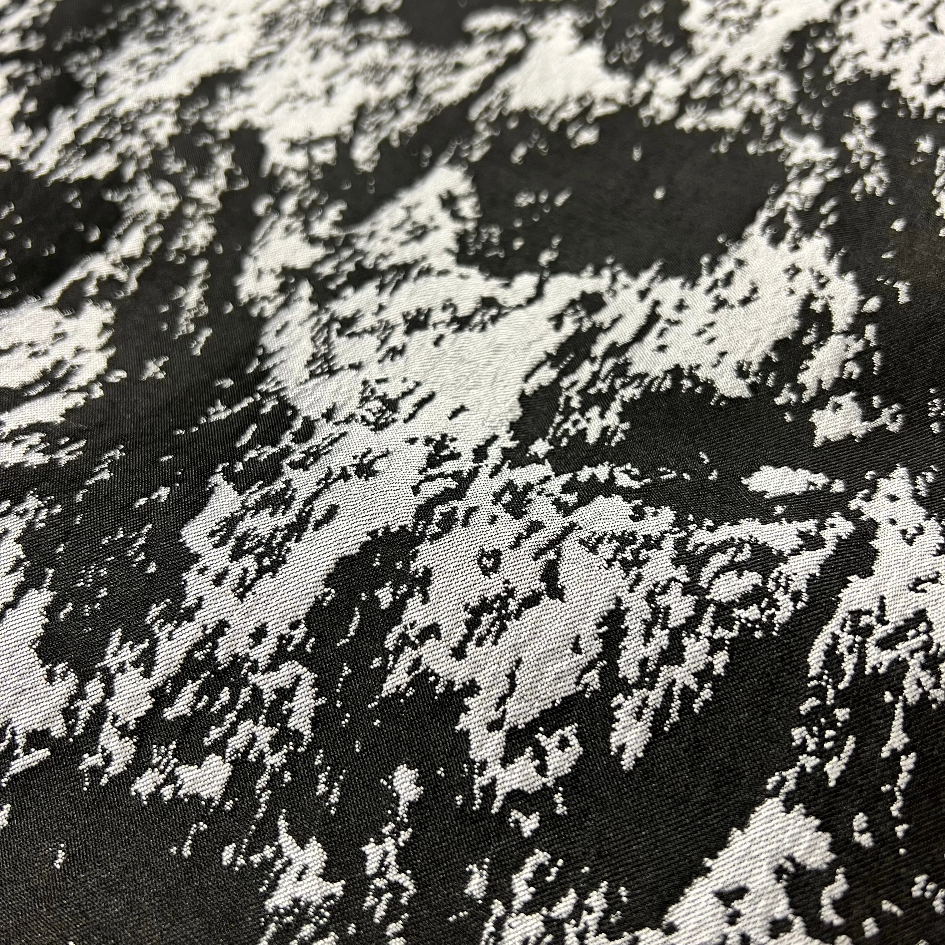 Jacquard - Black & Silver