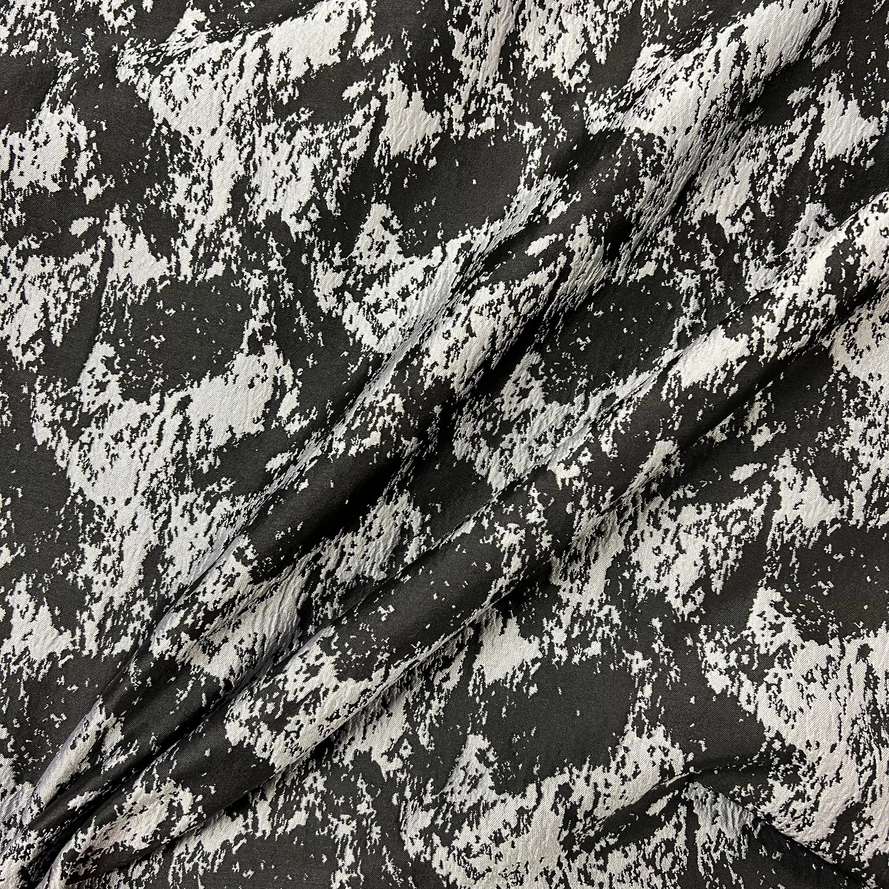 Jacquard - Black & Silver