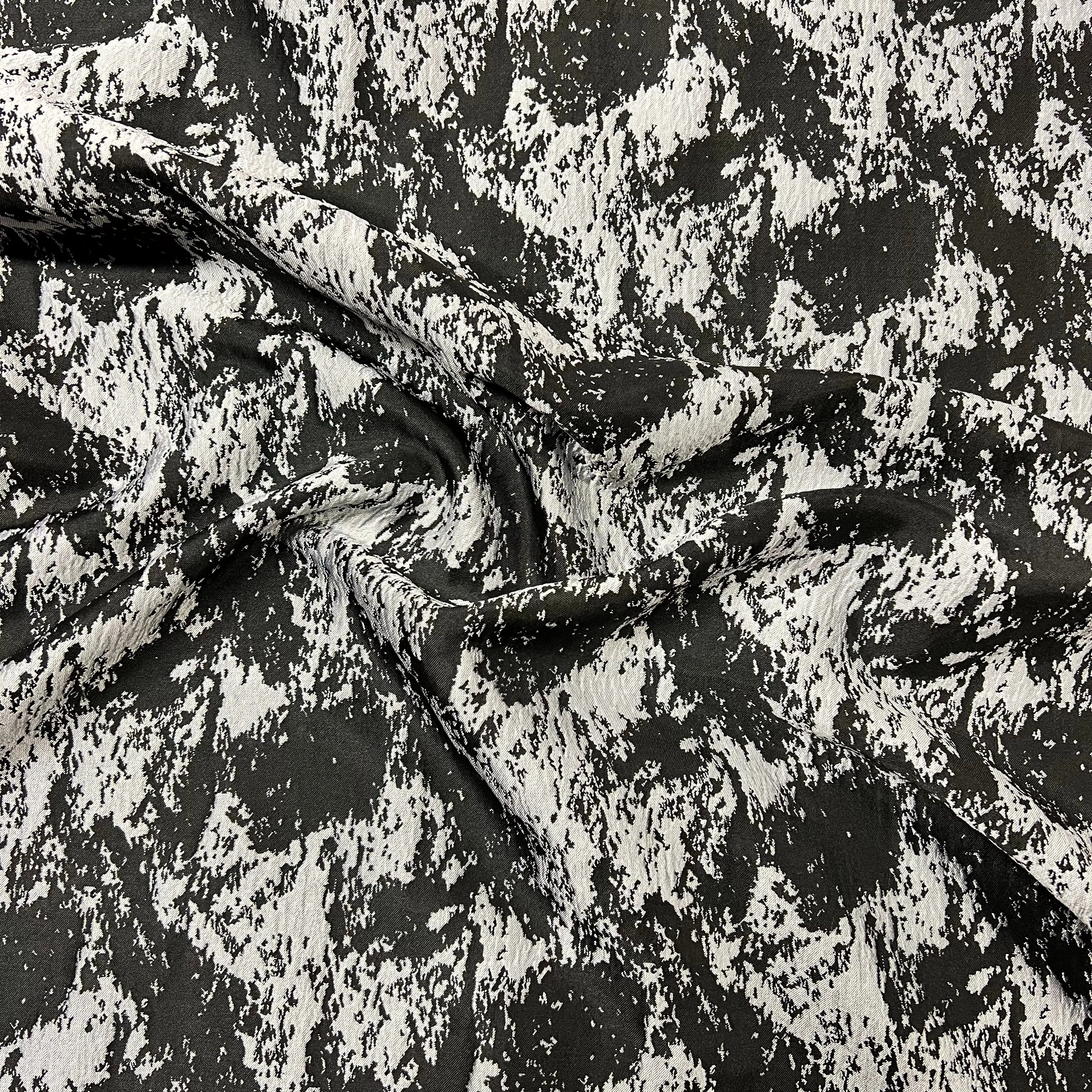Jacquard - Black & Silver