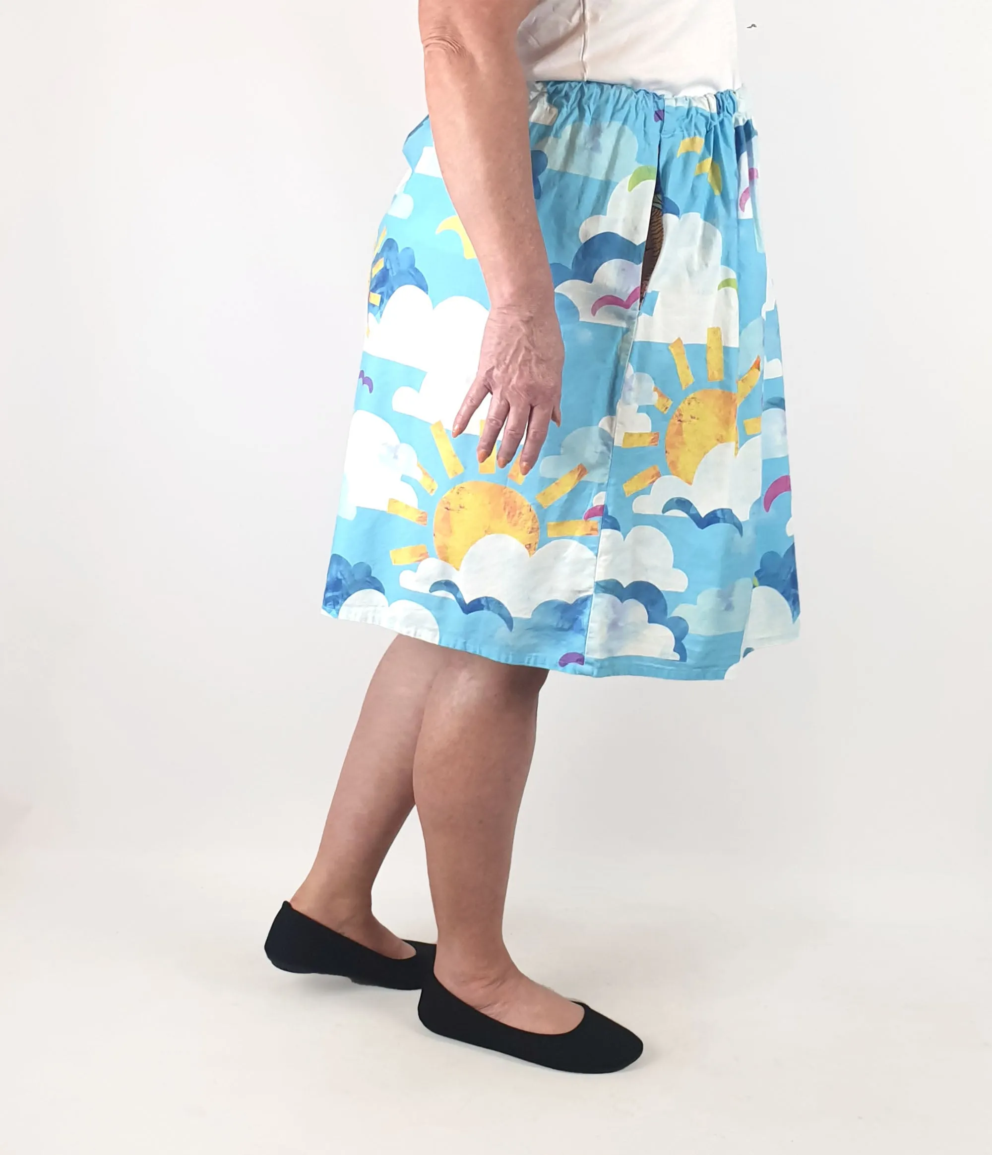 Kablooie blue sky print cotton skirt size 16