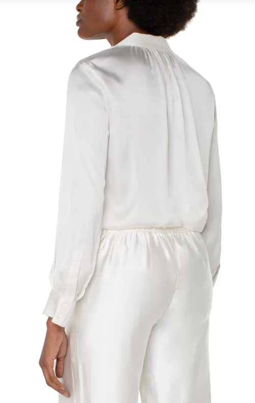 LM8H20VS1 - L/S Collared Button Down Blouse