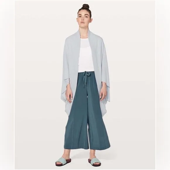 Lululemon Stillness Wrap W9BG5S Silver Fox