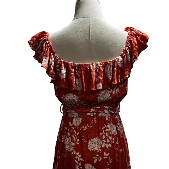 Mainstrip Off Shoulder Tier Ruffle Rayon Orange White Flowers Dress Sz sm New