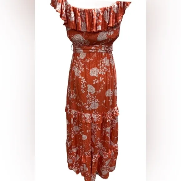 Mainstrip Off Shoulder Tier Ruffle Rayon Orange White Flowers Dress Sz sm New