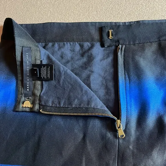 MARC by Marc Jacobs LIDA Mini/Short Skirt Ombre Blue/Black - Size 4