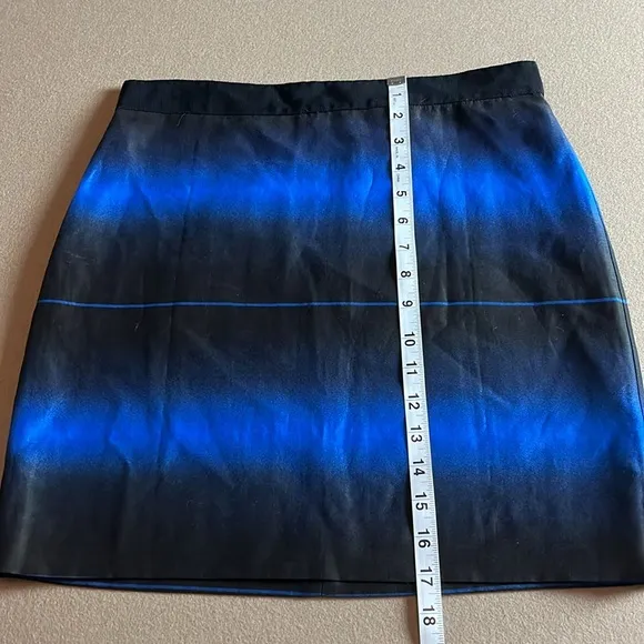 MARC by Marc Jacobs LIDA Mini/Short Skirt Ombre Blue/Black - Size 4