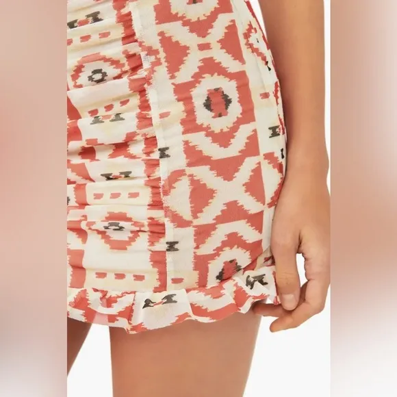 NEW FREE PEOPLE - Fully Lined Mesh Mini Skirt with Ruching and Boho pattern