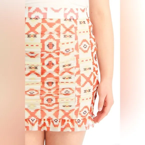 NEW FREE PEOPLE - Fully Lined Mesh Mini Skirt with Ruching and Boho pattern