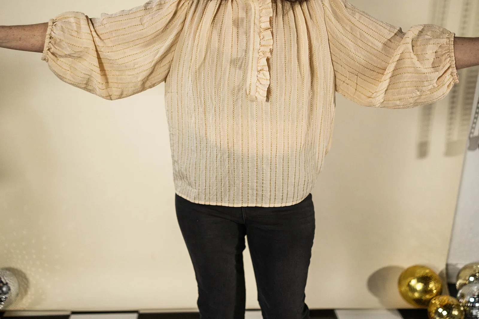 nolana top in beige