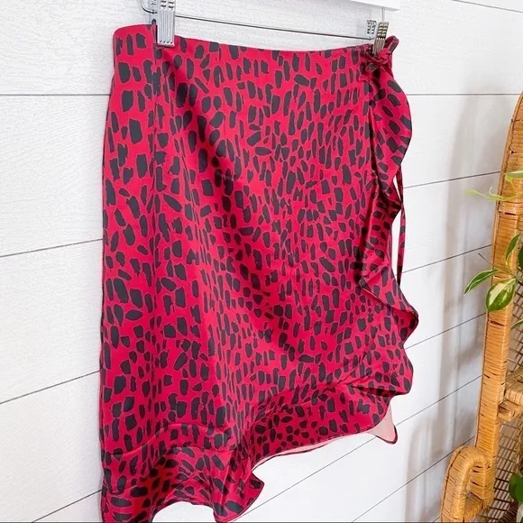NWT Anthropologie Hutch Desiree Ruffled Mini Skirt Womens Large Pink Cheetah