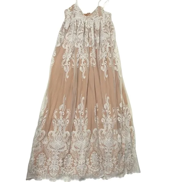 NWT Fried Chics Boutique Soft and elegant with a little boho maxi Dress size XL