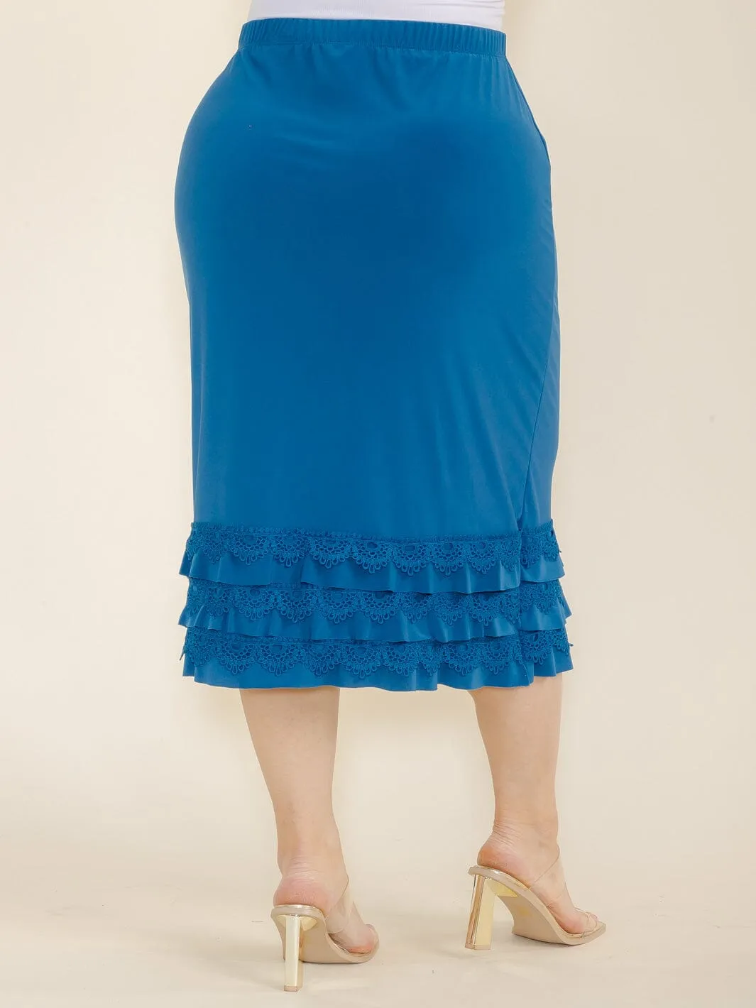 PLUS SIZE ELASTIC WAIST CROCHET BOTTOM HEM MIDI SKIRT