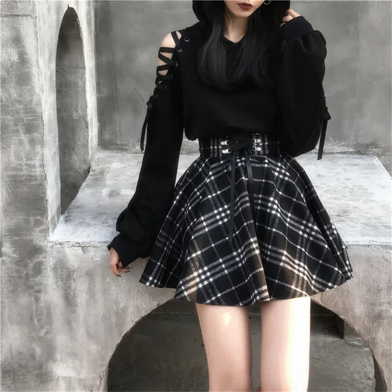 "BLACK CUTE EAR" HOODIE / PLAID SKIRT K111901