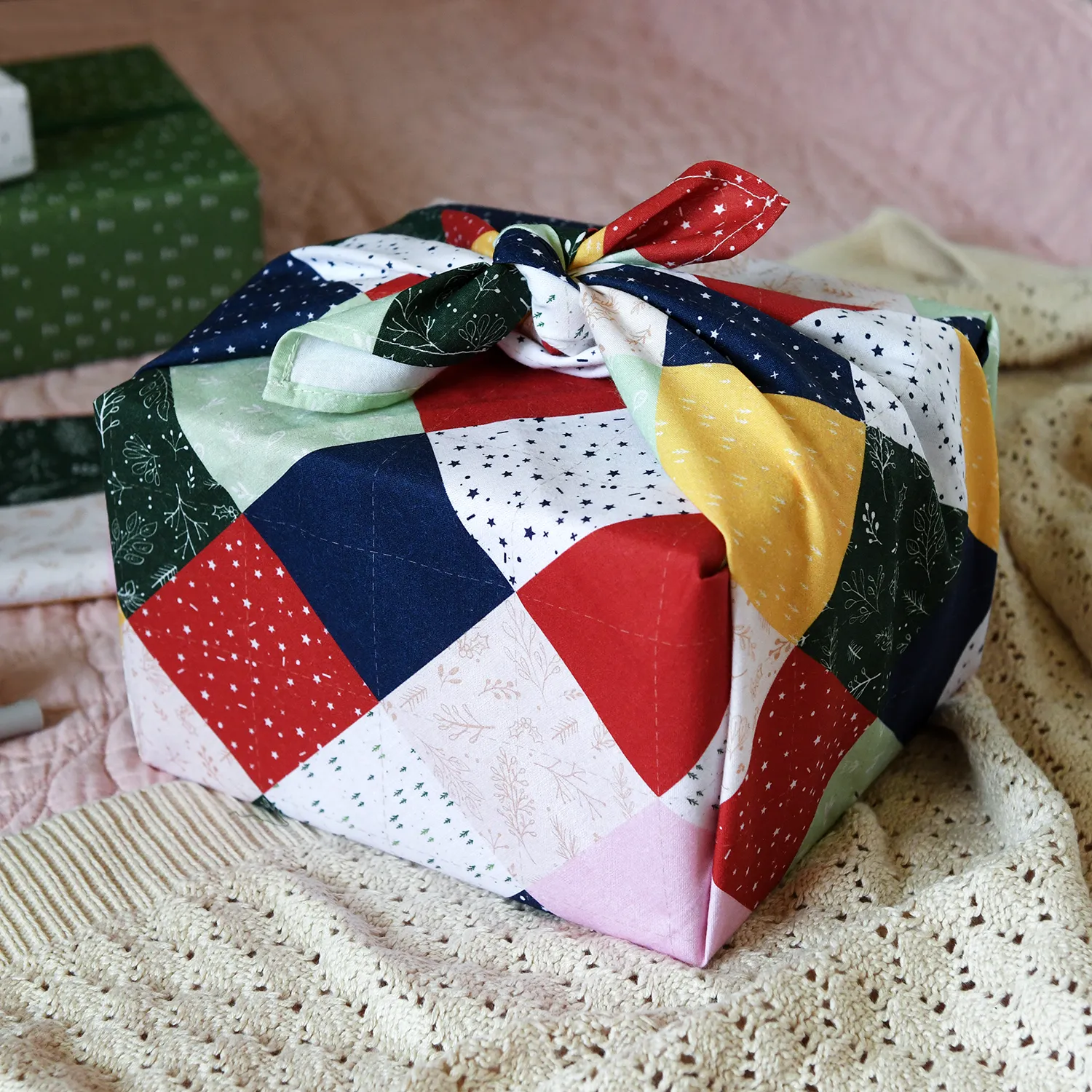 SECONDS / Reusable Traditional Patchwork Fabric Gift Wrap