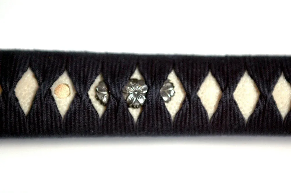 Shirayuri Katana