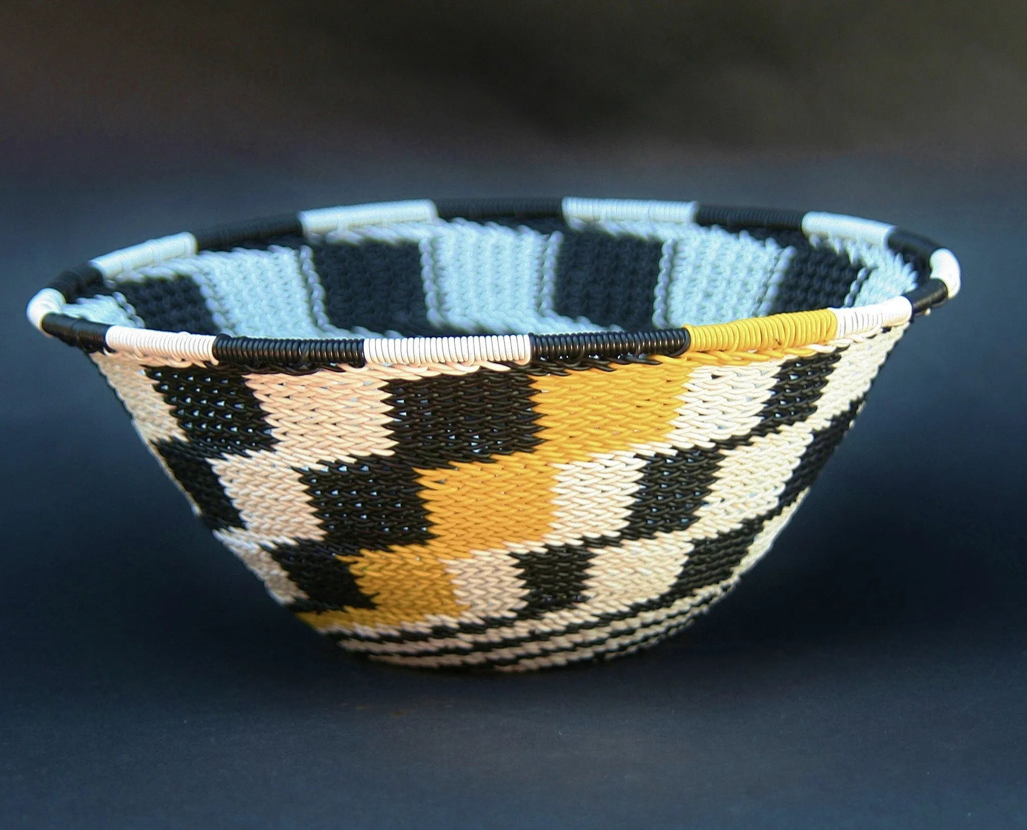 Telephone Wire Bowl Black White Yellow  6.5 D X 3" H