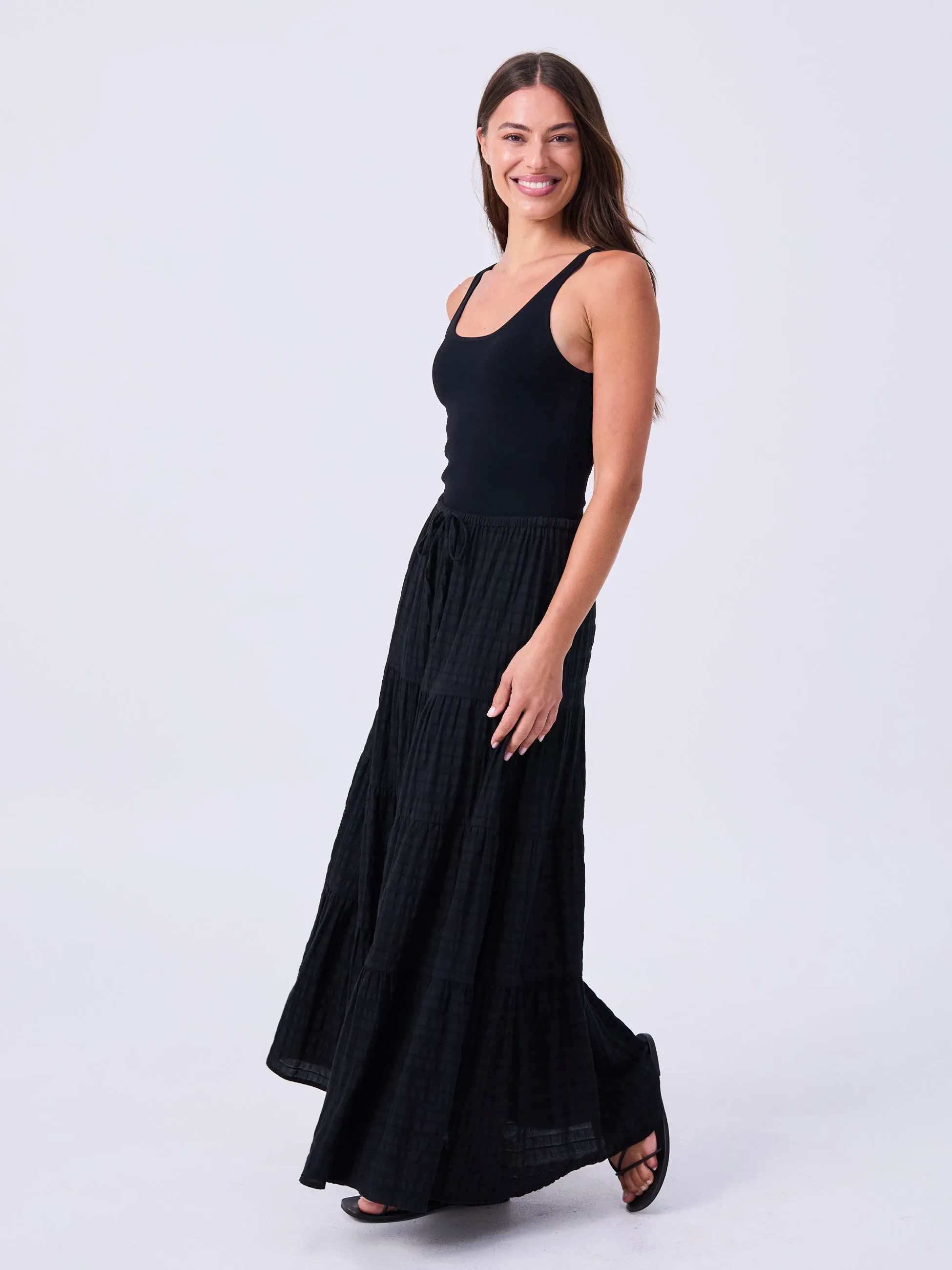 Textured Tiered Skirt - Black