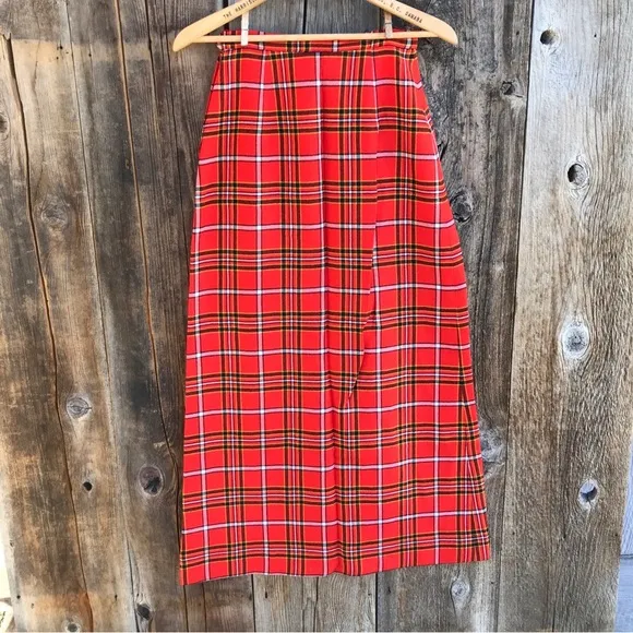Vintage 1970s Aljean Canada 100% Wool Orange Plaid Maxi Skirt XS