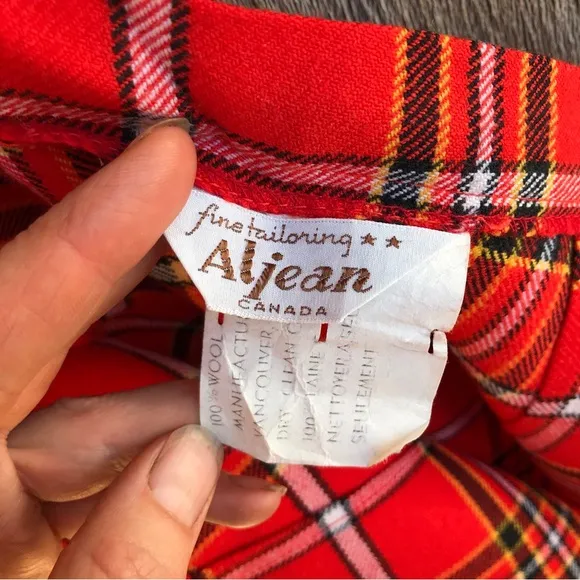 Vintage 1970s Aljean Canada 100% Wool Orange Plaid Maxi Skirt XS