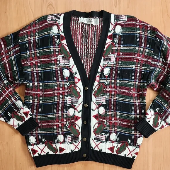 Vintage Crossings Plaid Golf Button Cardigan