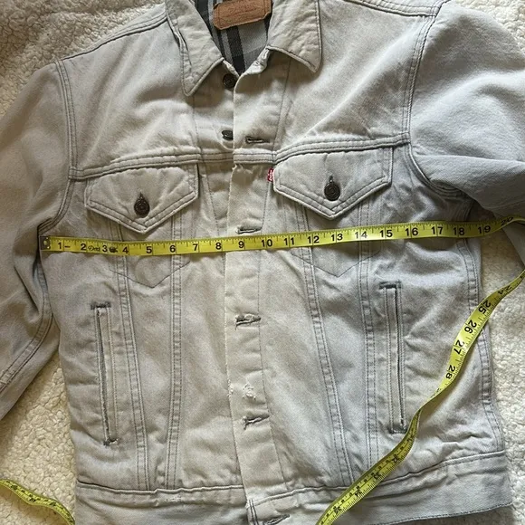 Vintage Levi’s Plaid Flannel Lined Denim Jacket