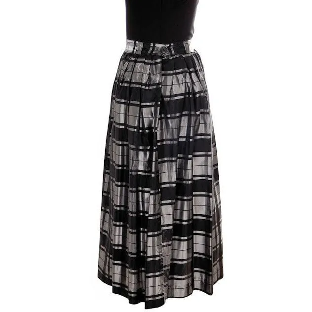 Vintage Skirt Black & Silver Metallic  Plaid Full 1940s Medium