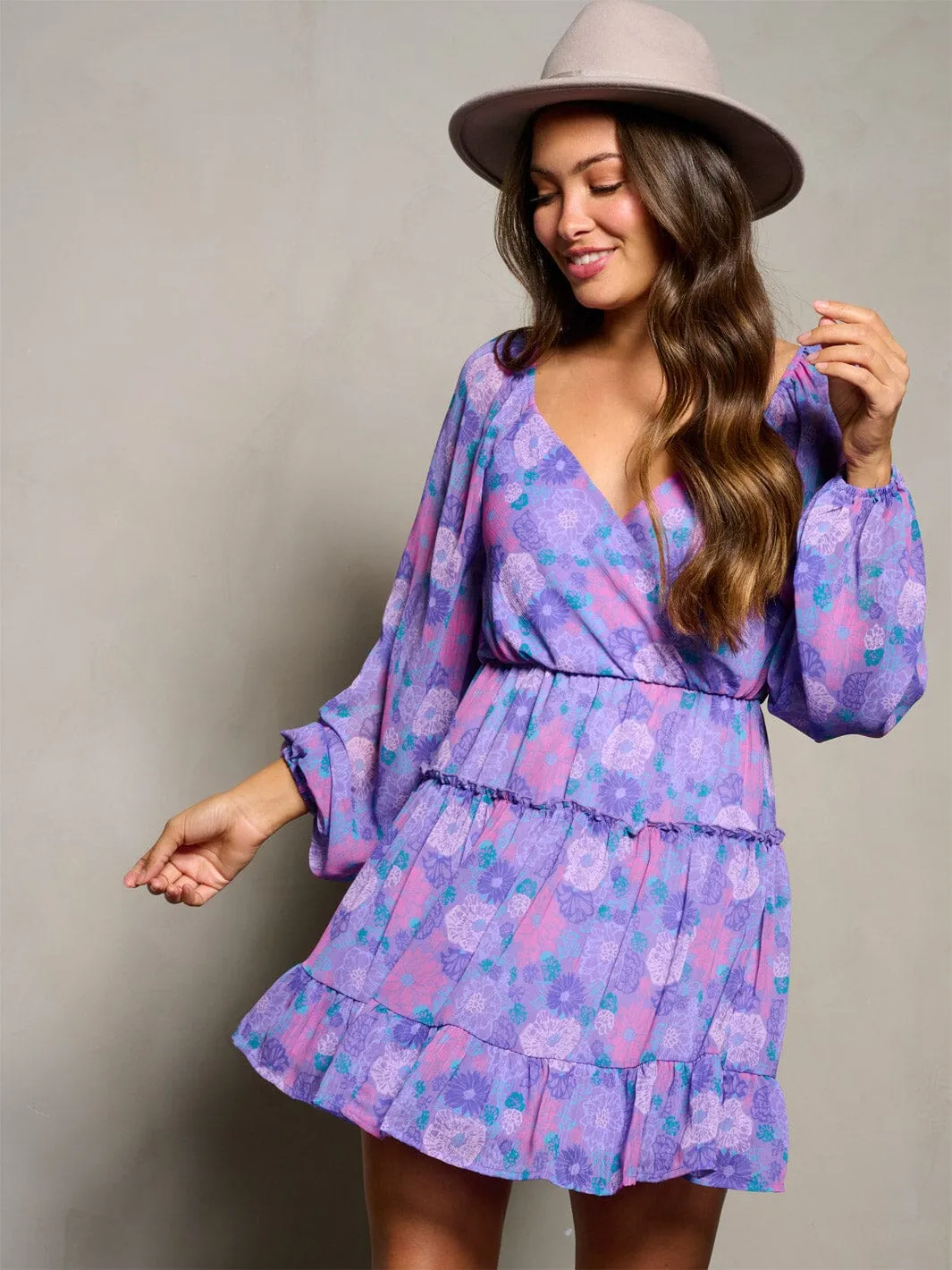 WOMEN'S LONG SLEEVE SURPLICE ELASTIC WAIST FLORAL MINI DRESS