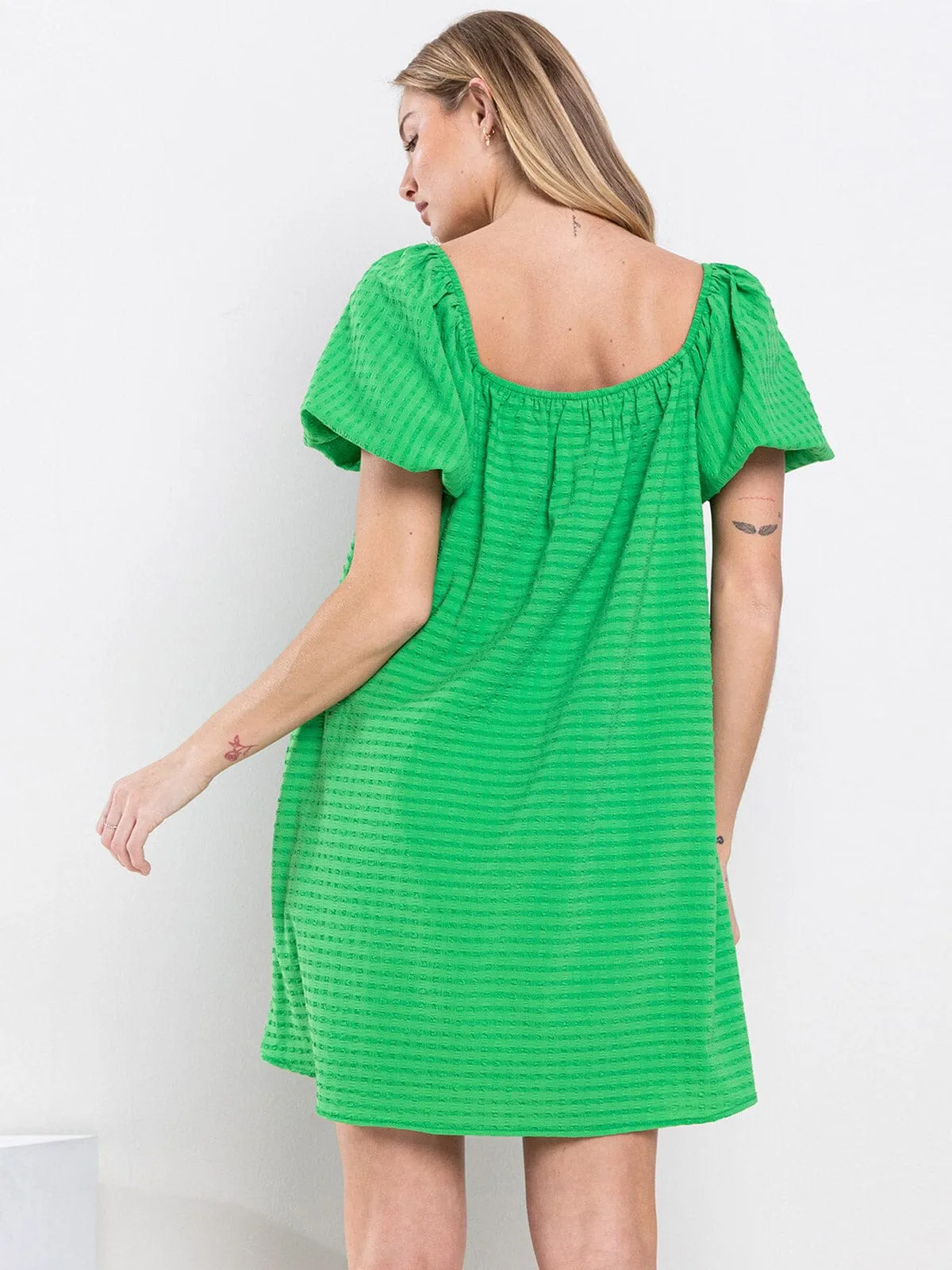WOMEN'S SHORT PUFF SLEEVES  DETAILED TIERED TUNIC MINI DRESS