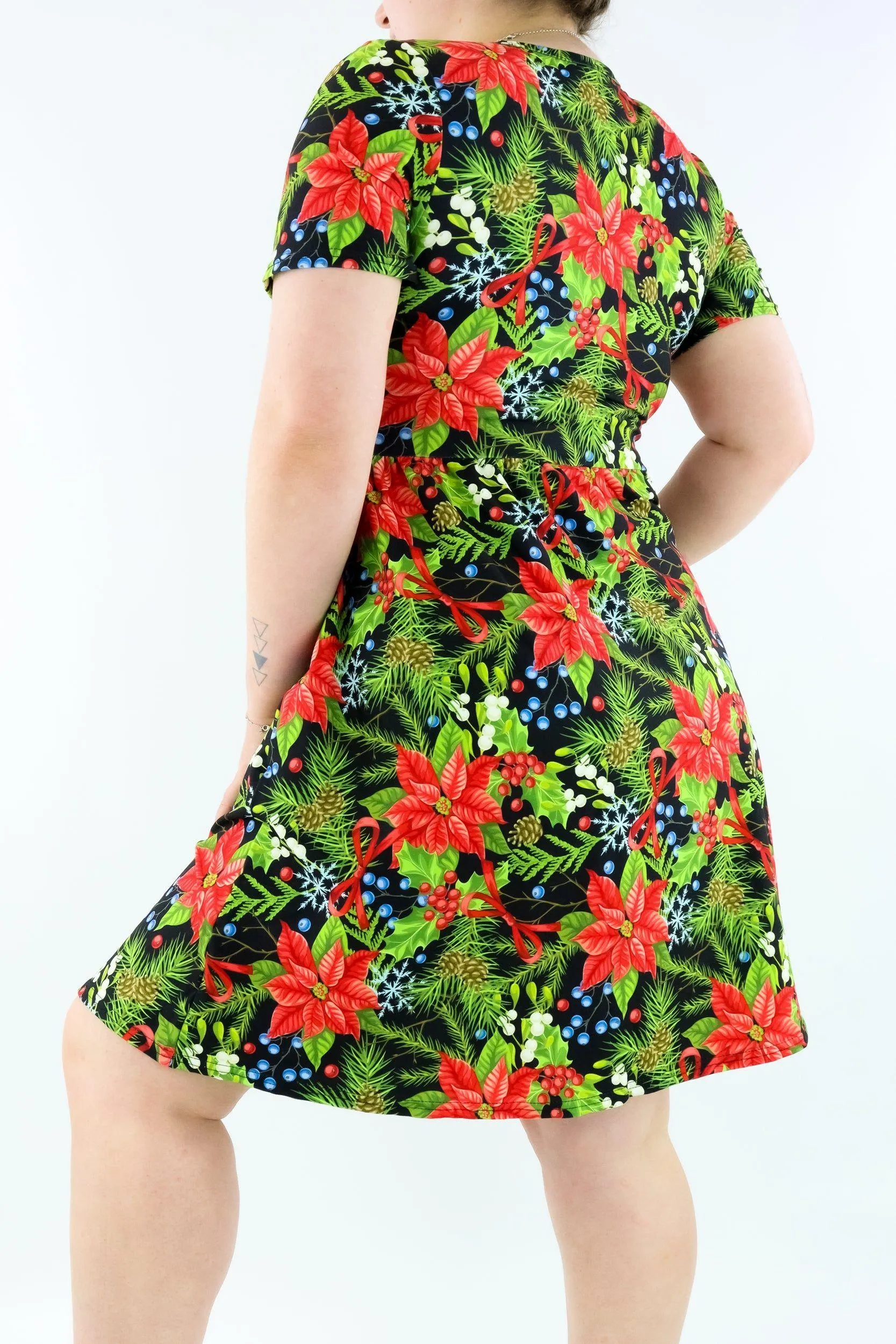 Wonderful Christmas - Short Sleeve Skater Dress - Knee Length - Side Pockets