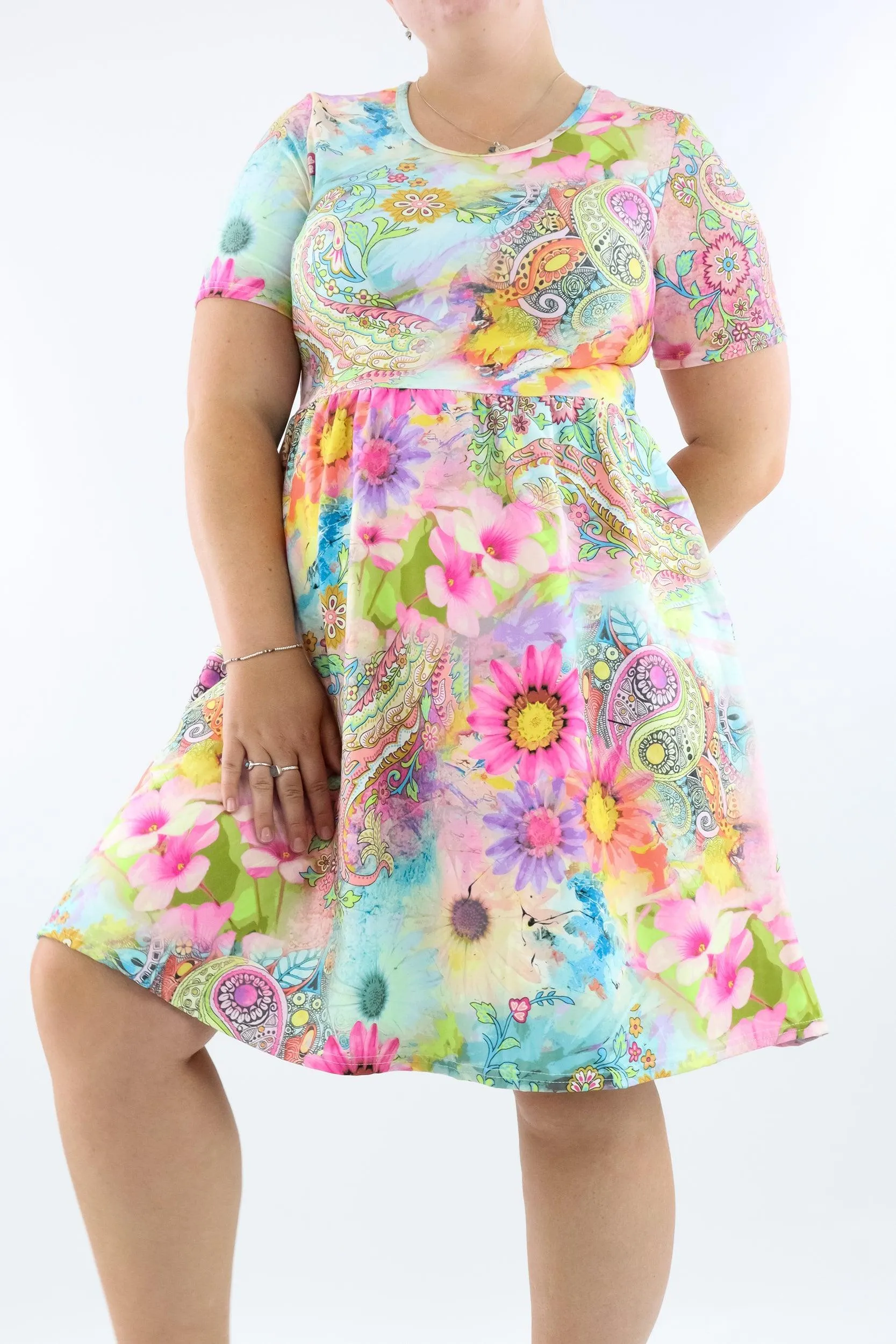 Ying Yang Oasis - Short Sleeve Skater Dress - Knee Length - Side Pockets